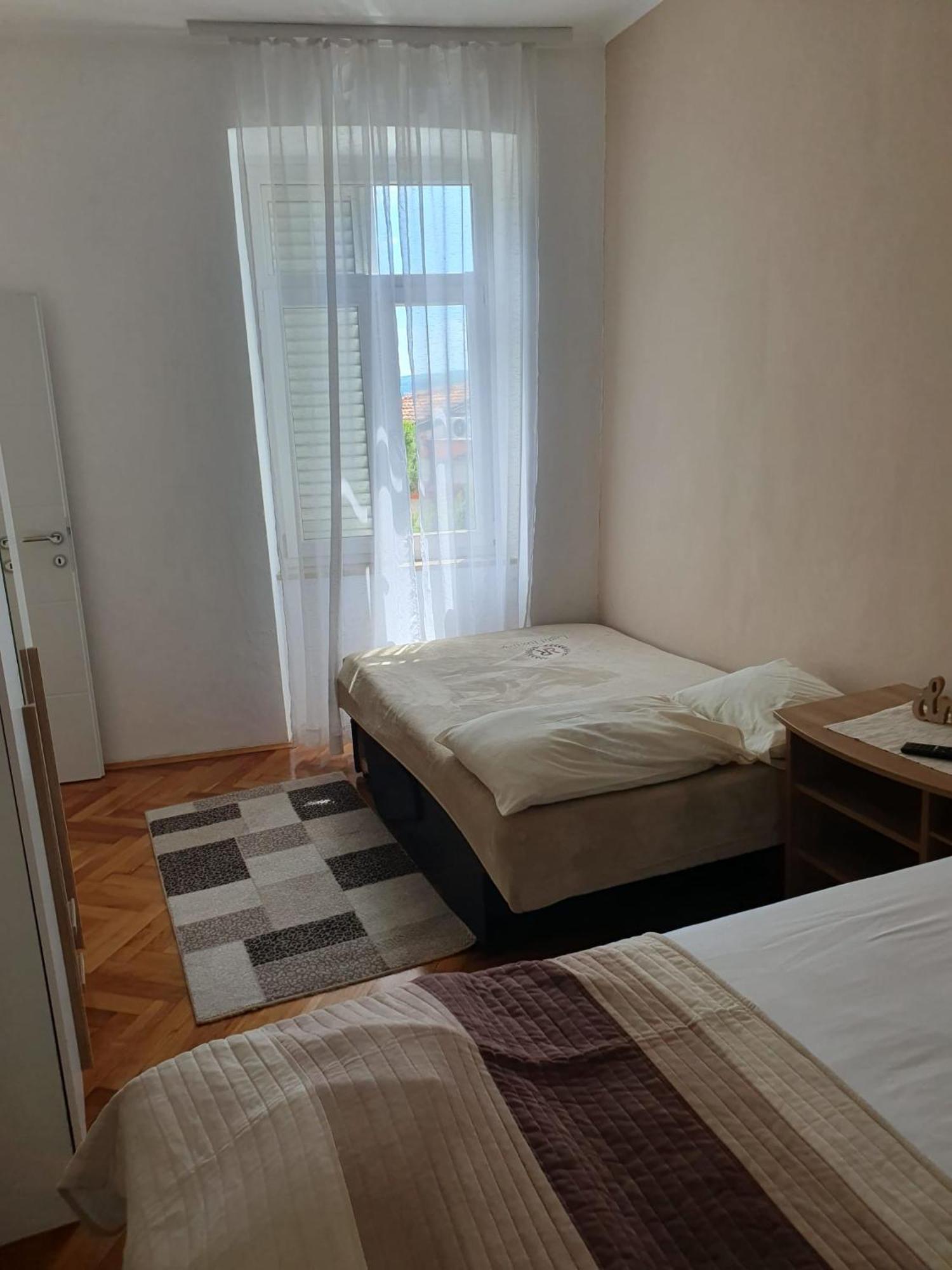 Apartment Sandra 2+2 *** Crikvenica Exteriér fotografie