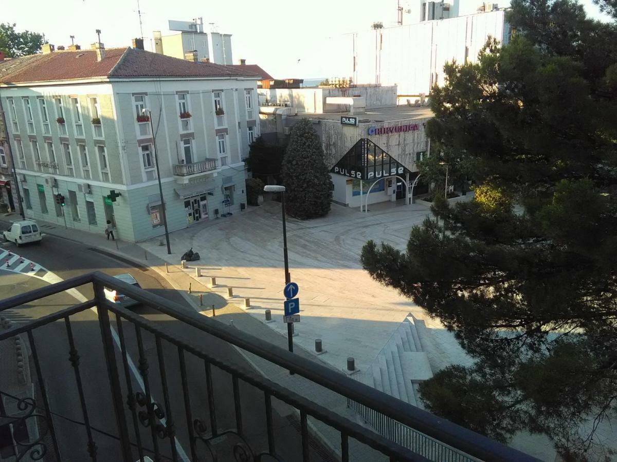 Apartment Sandra 2+2 *** Crikvenica Exteriér fotografie